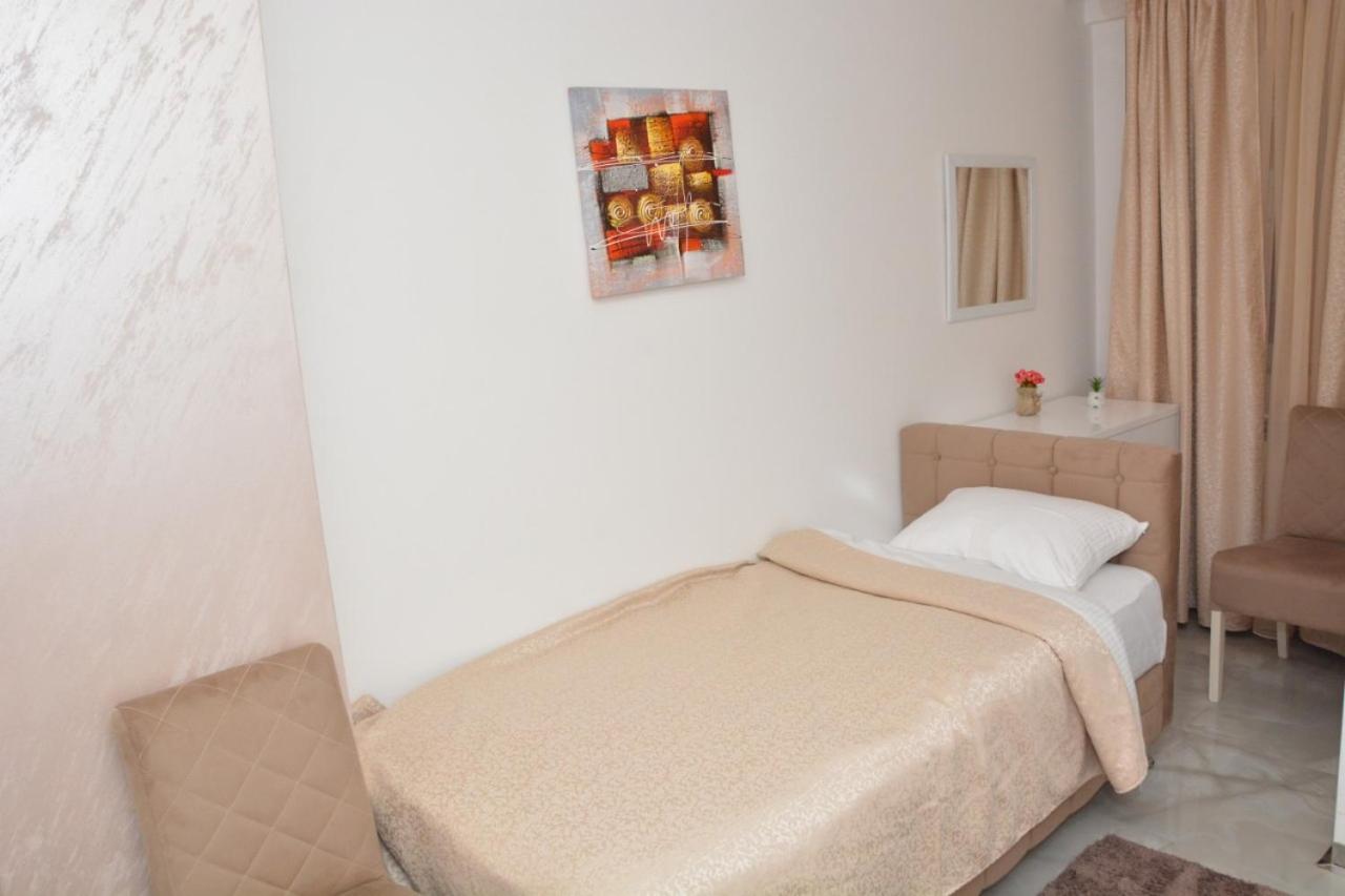 Tref Hotell Prokuplje Exteriör bild