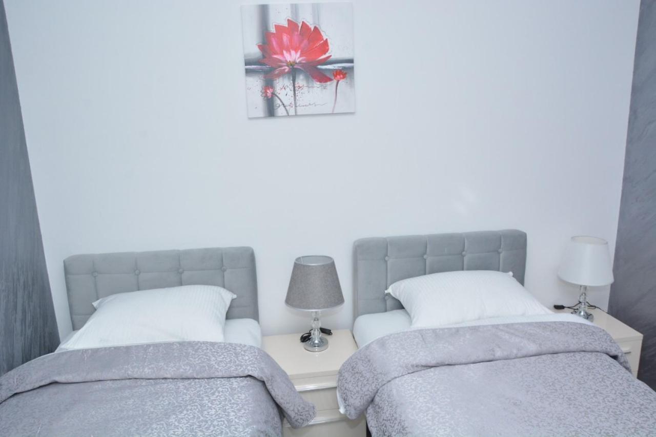Tref Hotell Prokuplje Exteriör bild