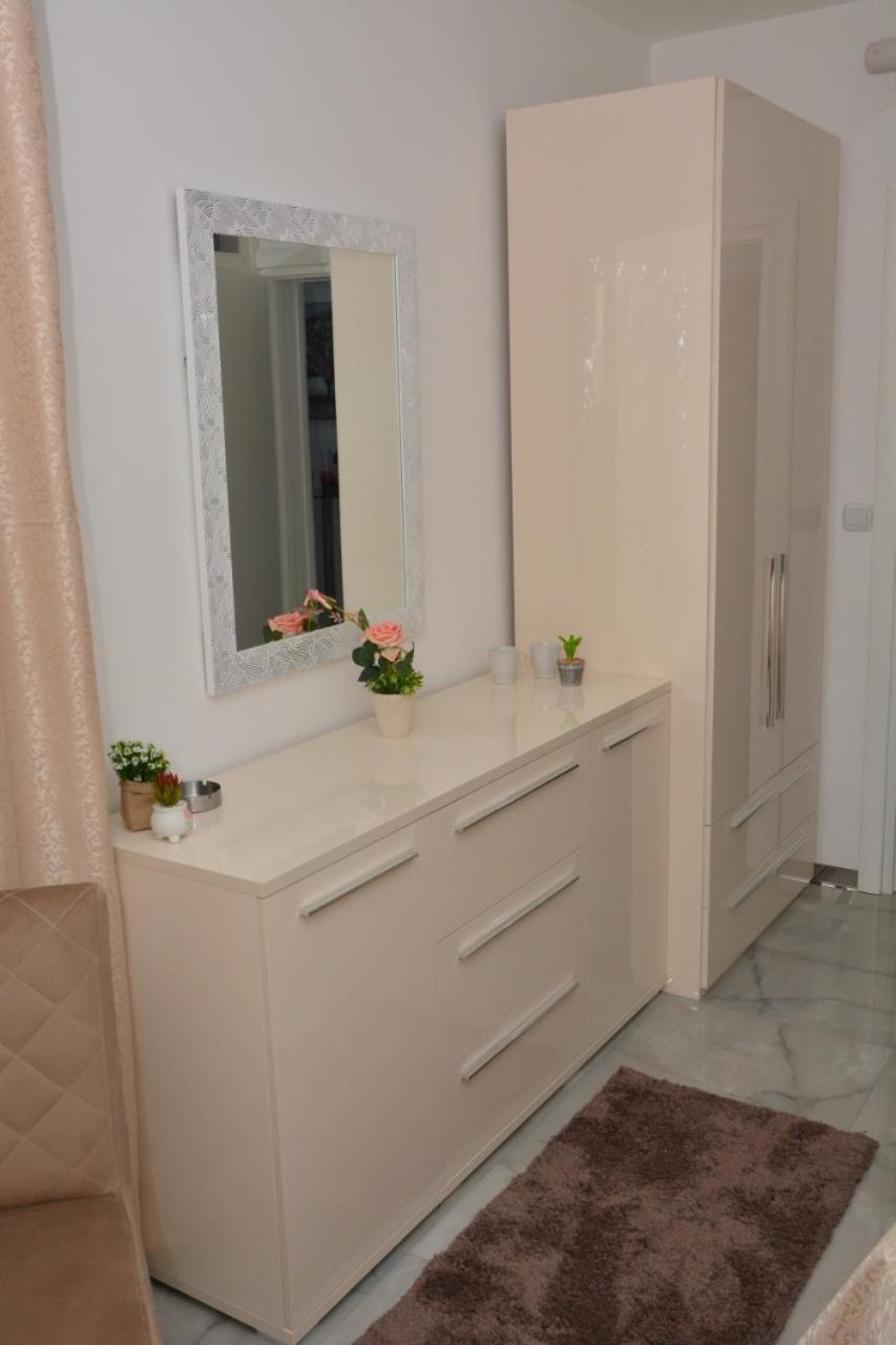 Tref Hotell Prokuplje Exteriör bild